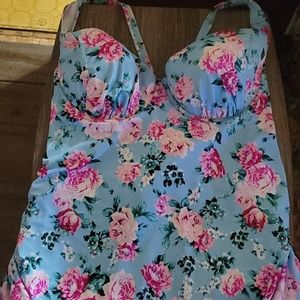 Torrid BNWT Swimsuit 3x
